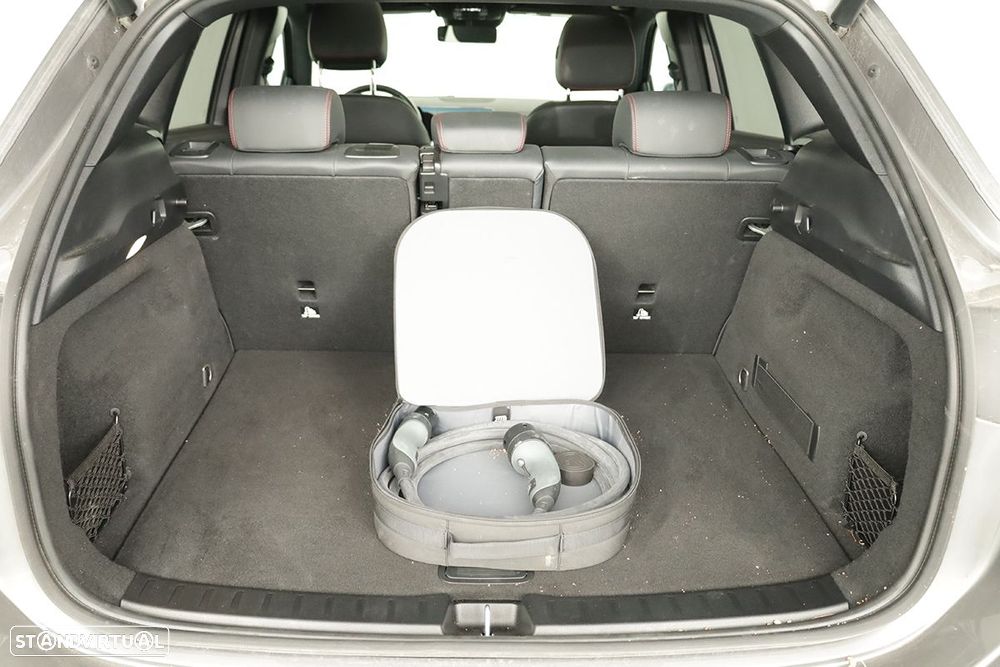 Mercedes-Benz EQA 250+ AMG Line - 23