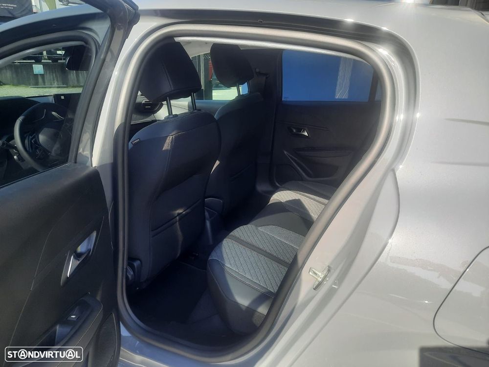 Peugeot 208 1.2 Allure - 8