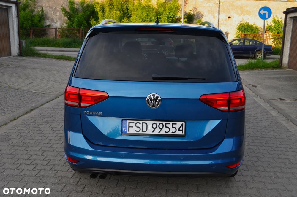 Volkswagen Touran 2.0 TDI SCR IQ.DRIVE - 8