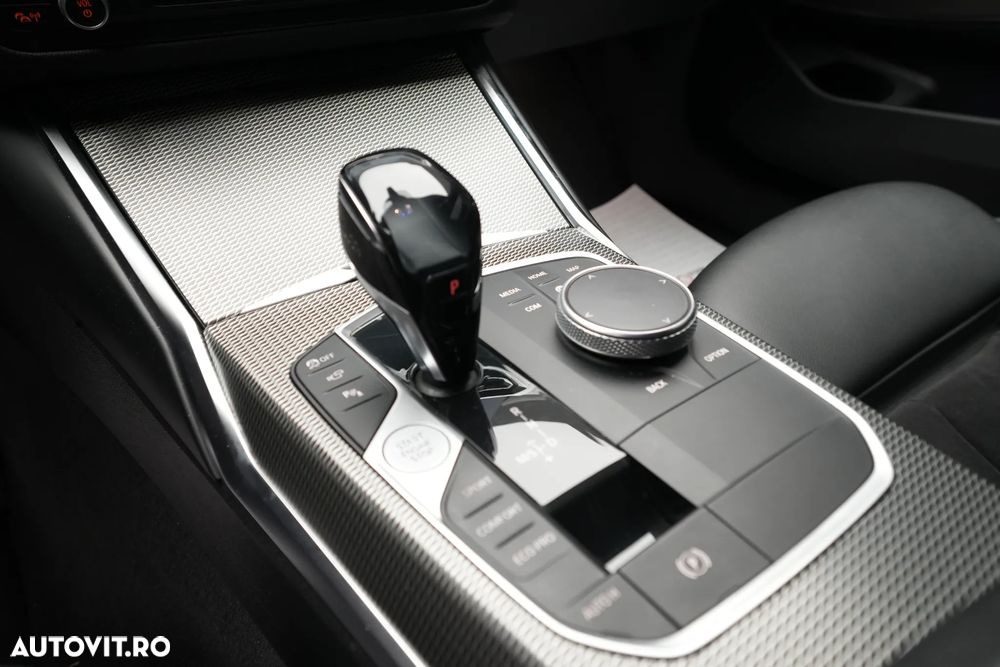 BMW M3 M340i xDrive - 24
