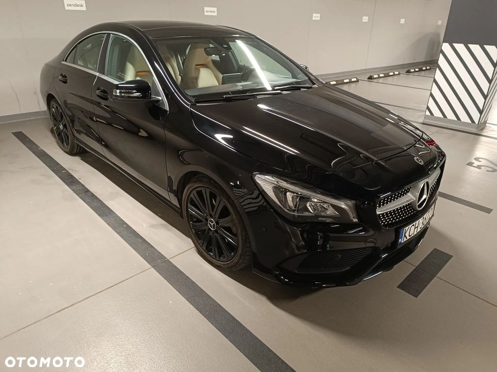 Mercedes-Benz CLA 250 4Matic 7G-DCT - 27