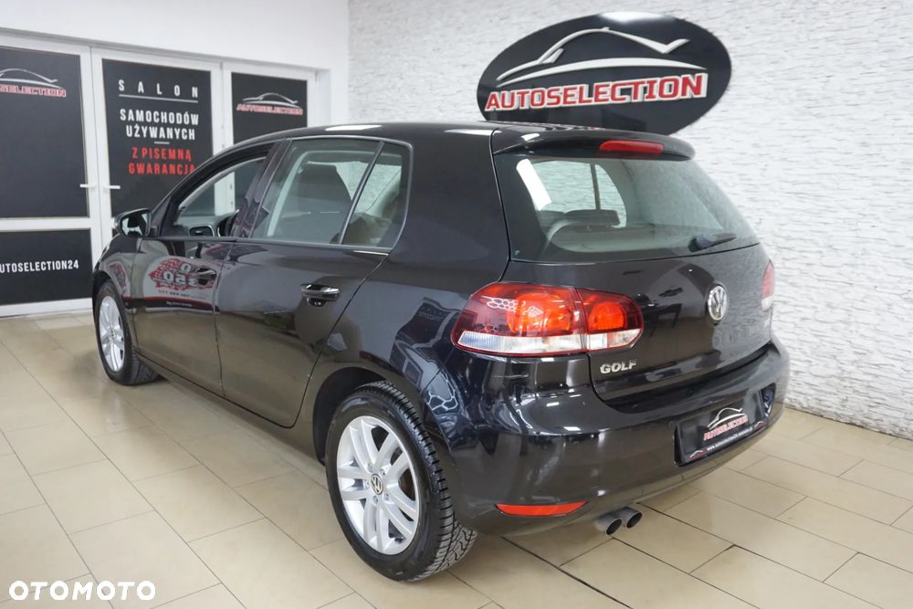 Volkswagen Golf 2.0 TDI Highline - 10