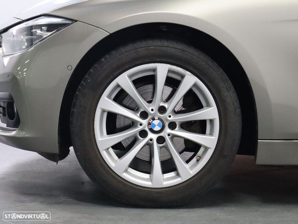 BMW 320 d Advantage Auto - 22