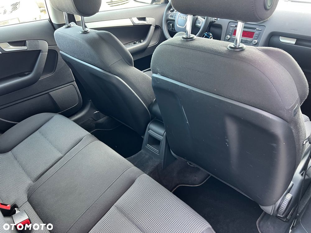 Audi A3 Sportback 1.4 TFSI Attraction - 11