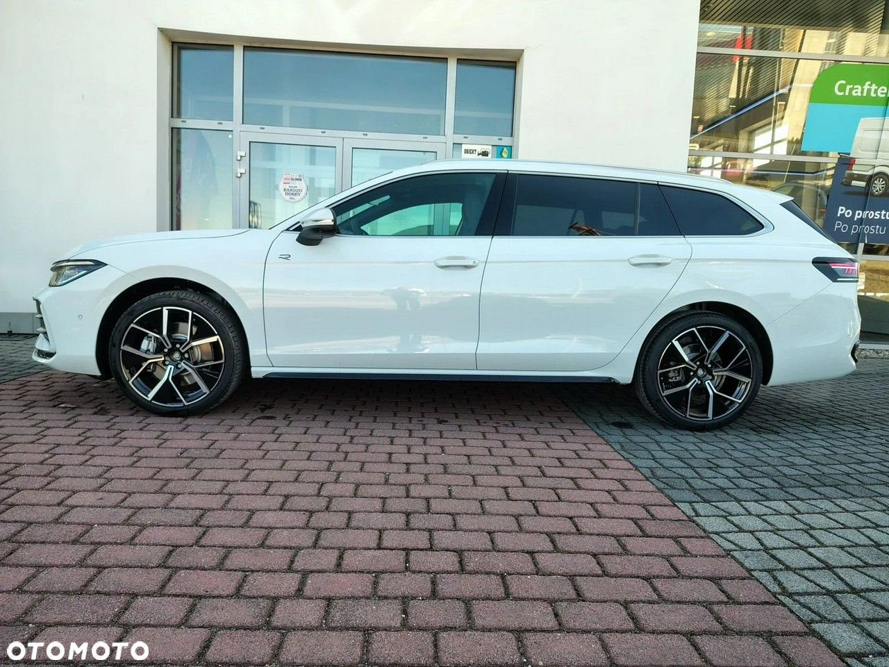 Volkswagen Passat 2.0 TDI SCR 4Mot R-Line Plus DSG - 3