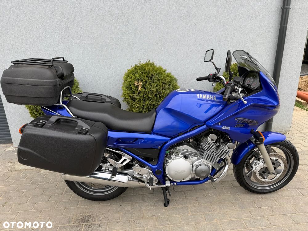Yamaha XJ - 22