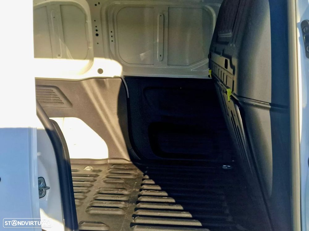 Opel Combo 1.5 Cdti 100cv enjoy (IVA DEDUTÍVEL) - 7