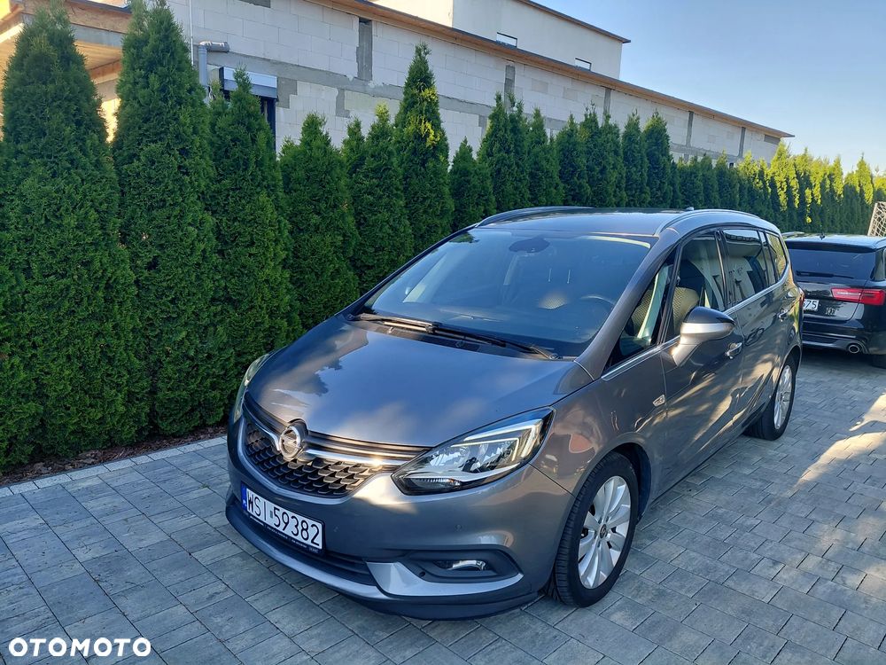 Opel Zafira 1.4 T Cosmo EcoFLEX S&S EU6 - 1