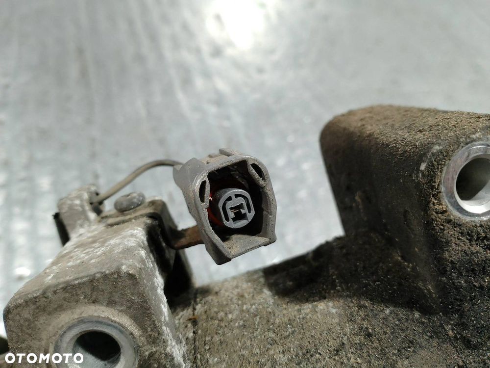 POMPA, SPRĘŻARKA KLIMATYZACJI MAZDA 6 DKS-17DS Z0004400A 1.8 MZR - 4