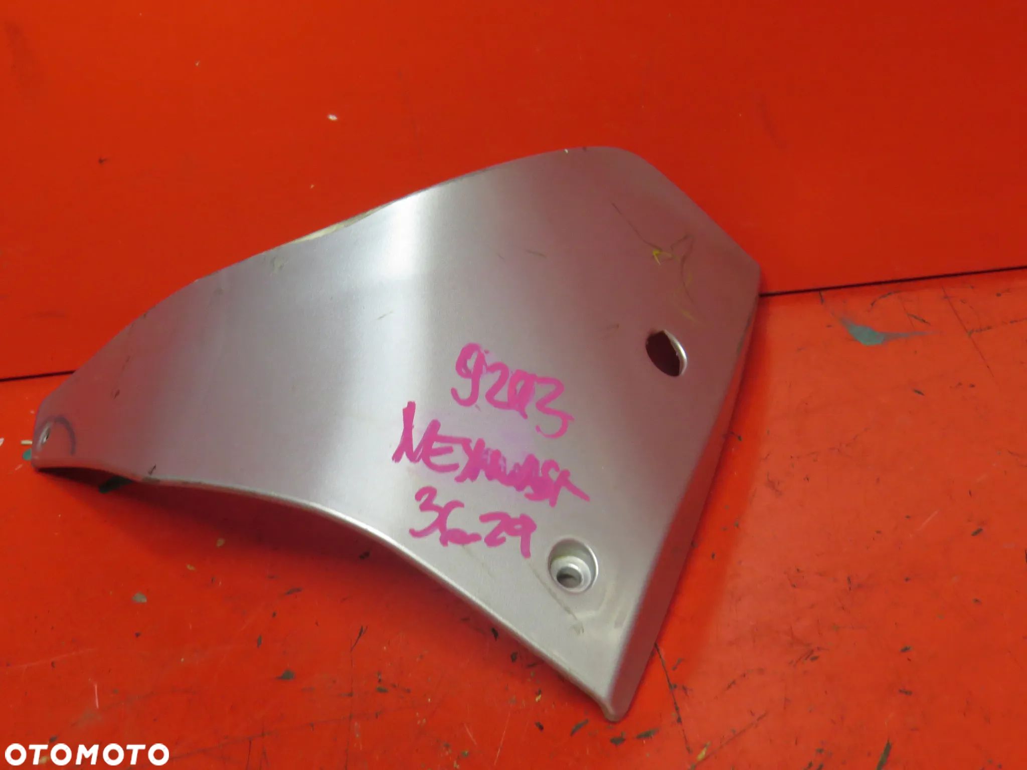 GILERA NEXUS 500 NEXUS500 2012 BOK BOCZEK WYPEŁNIENIE banan zaśłepka osłona - 1