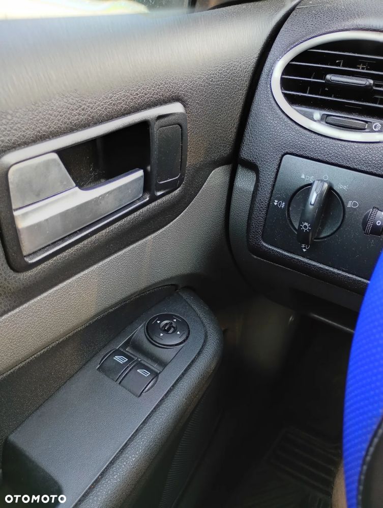 Ford Focus - 3