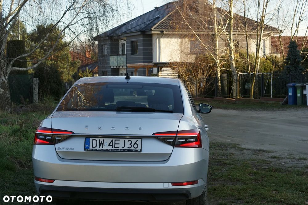 Skoda Superb 2.0 TDI Ambition DSG - 7