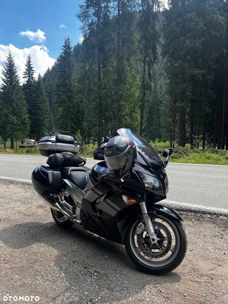 Yamaha FJR - 13