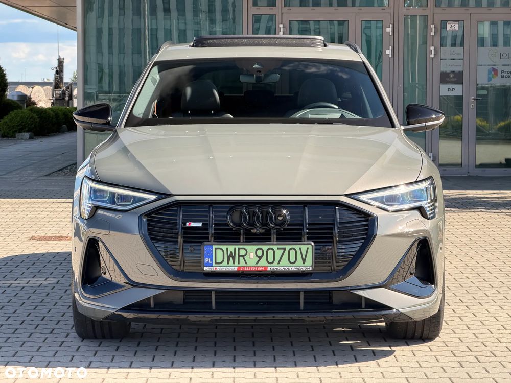 Audi e-tron 55 Quattro S Line - 13