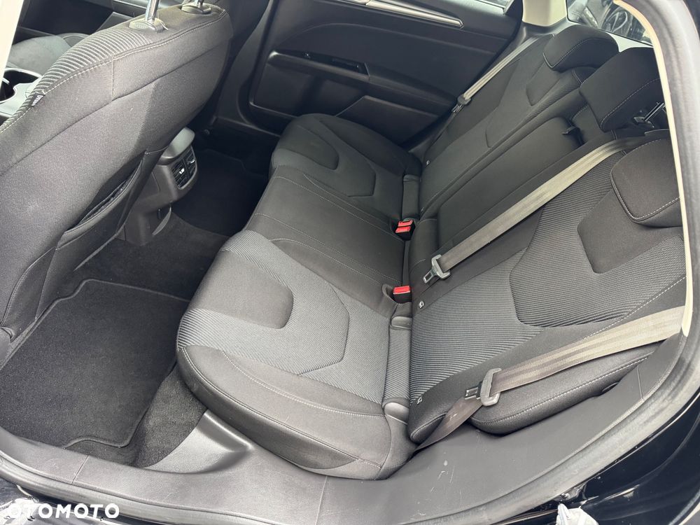 Ford Mondeo 2.0 TDCi Titanium 4WD PowerShift - 26