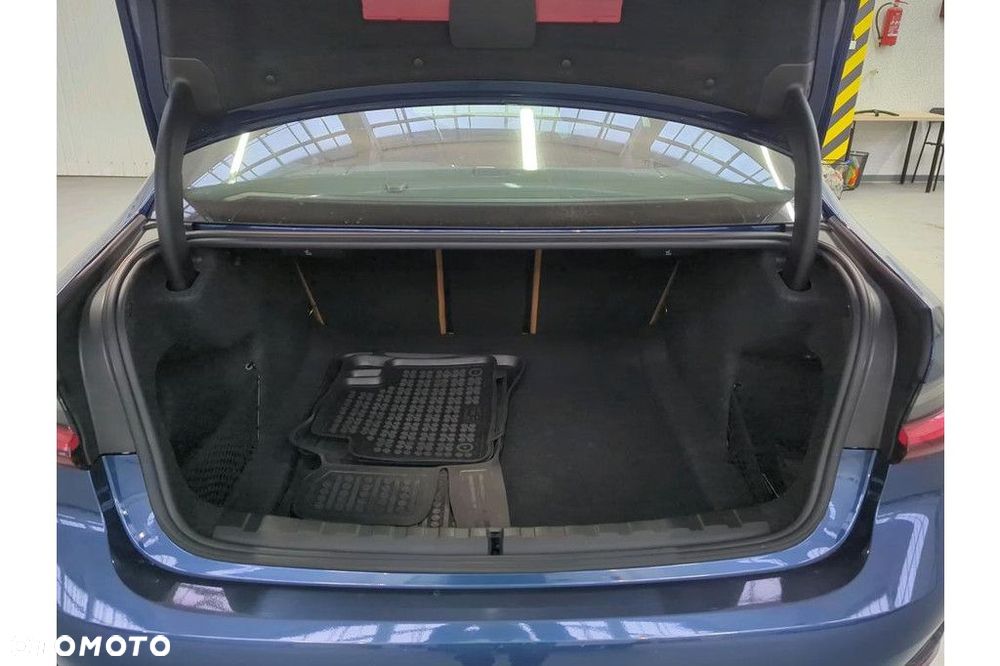 BMW Seria 3 - 9