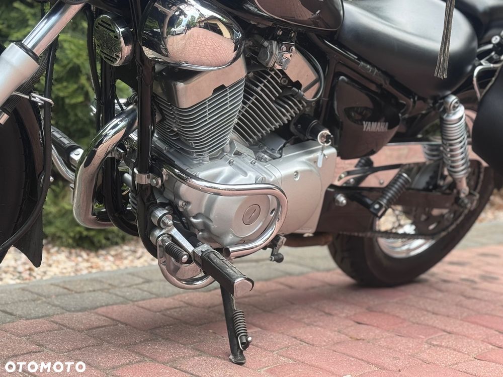 Yamaha XV - 17