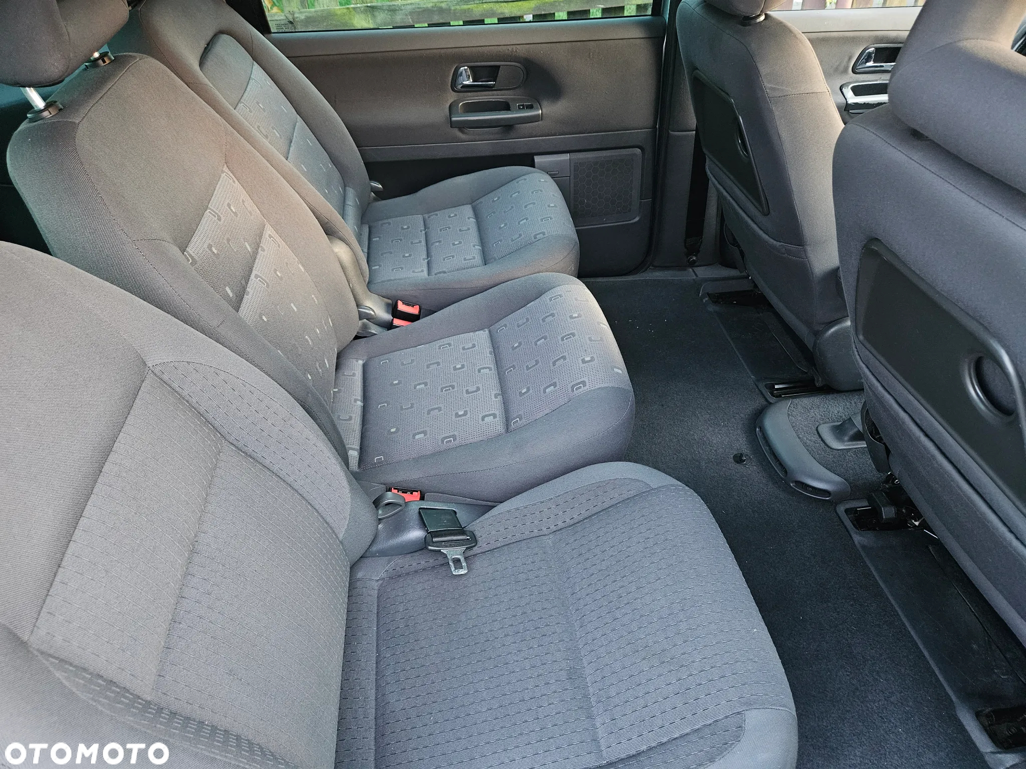 Volkswagen Sharan 1.9 TDI 4Motion Comfortline - 7