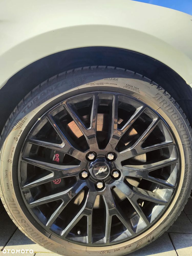 Ford Mustang 5.0 V8 GT - 21