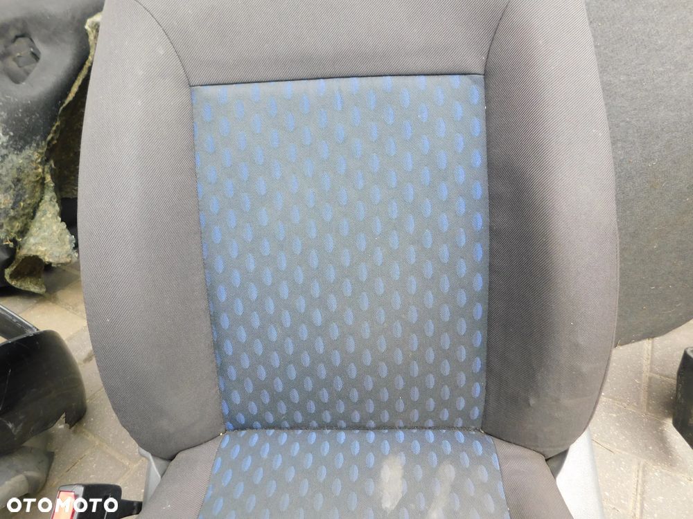 fotel lewy kierowcy FORD FIESTA MK6 IV 02-08 3D - 3