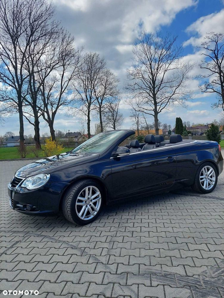 Volkswagen Eos - 2