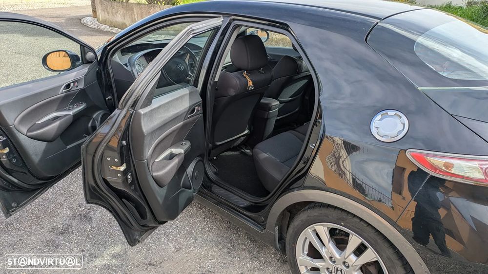 Honda Civic 1.8 Sport - 10