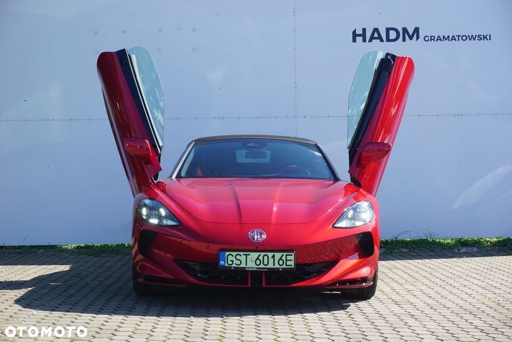 MG Cyberster 77kWh AWD Czarny Dach - 4