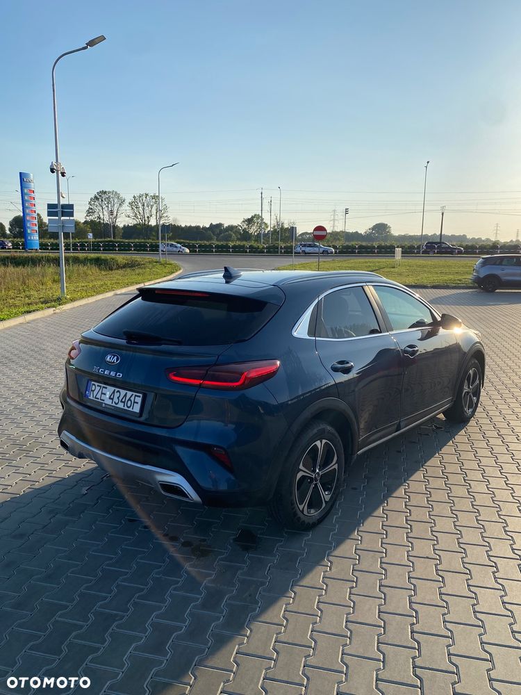 Kia XCeed 1.6 GDI PHEV L Business Line DCT - 4