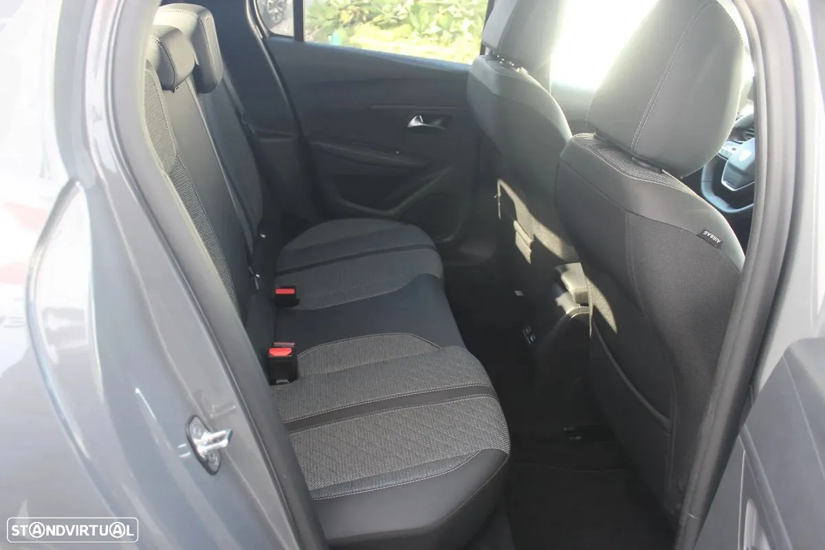 Peugeot 208 1.2 PureTech Allure Pack - 19
