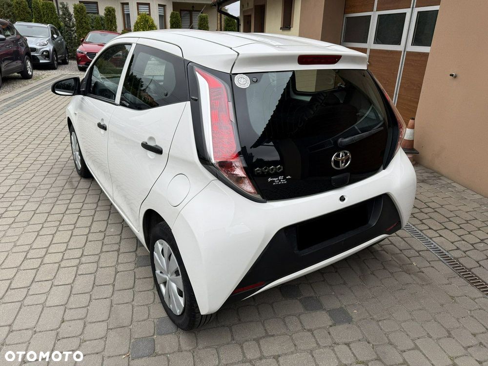 Toyota Aygo 1.0 VVT-i Sprint EU6 - 9