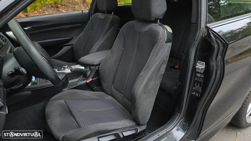 BMW 118 d Pack M - 14