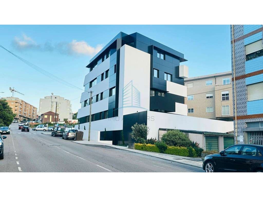 T1 NOVO Pronto a escriturar com lugar de garagem próximo a C.M. Gon... - Grande imagem: 3/13