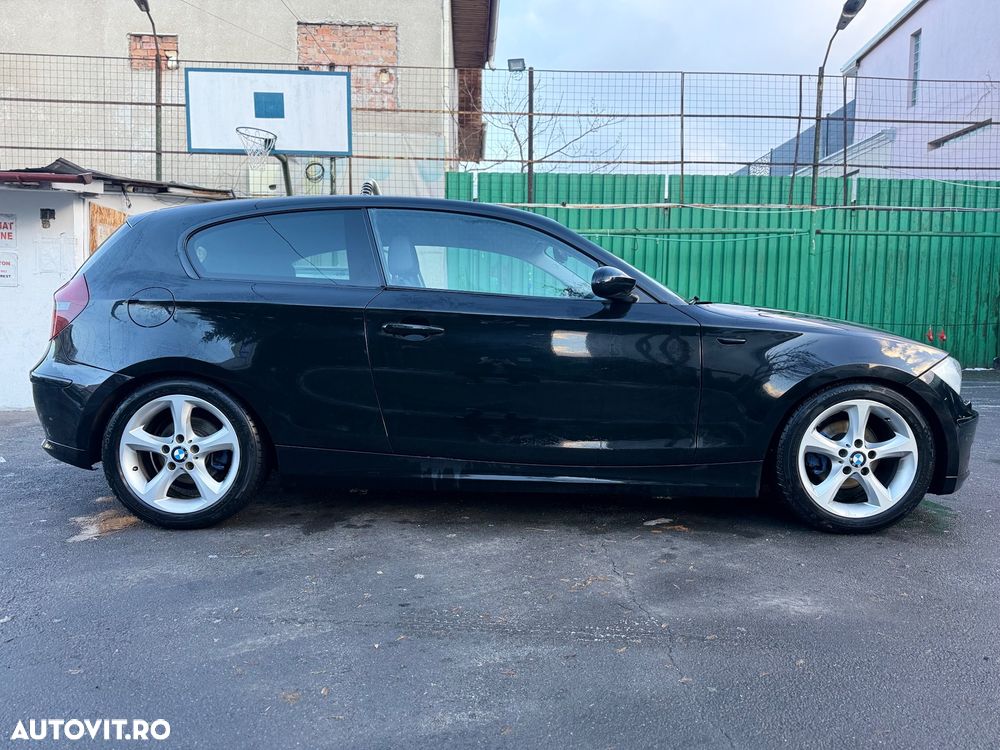 BMW Seria 1 116i - 4