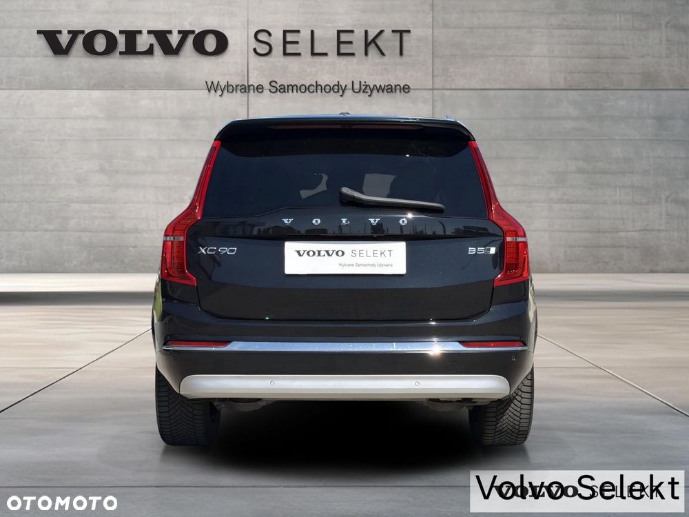 Volvo XC 90 - 8