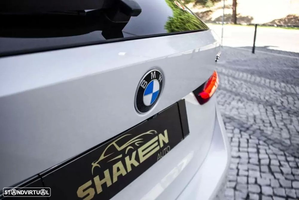 BMW 330 e Line Luxury Auto - 12