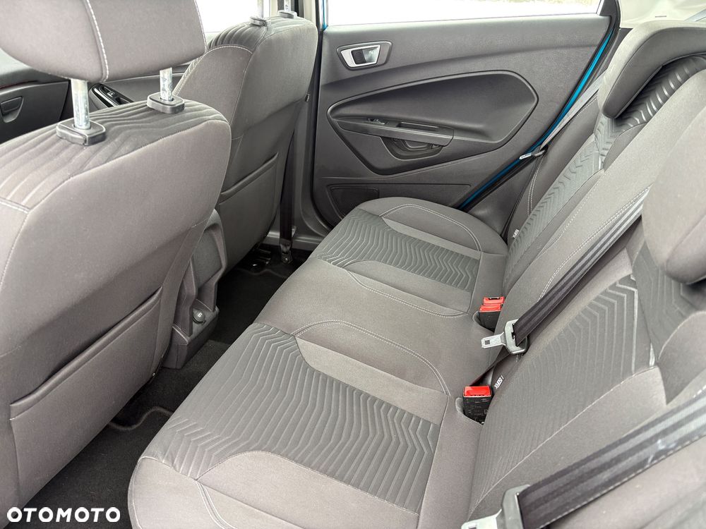 Ford Fiesta 1.0 EcoBoost STart-Stop Titanium - 9