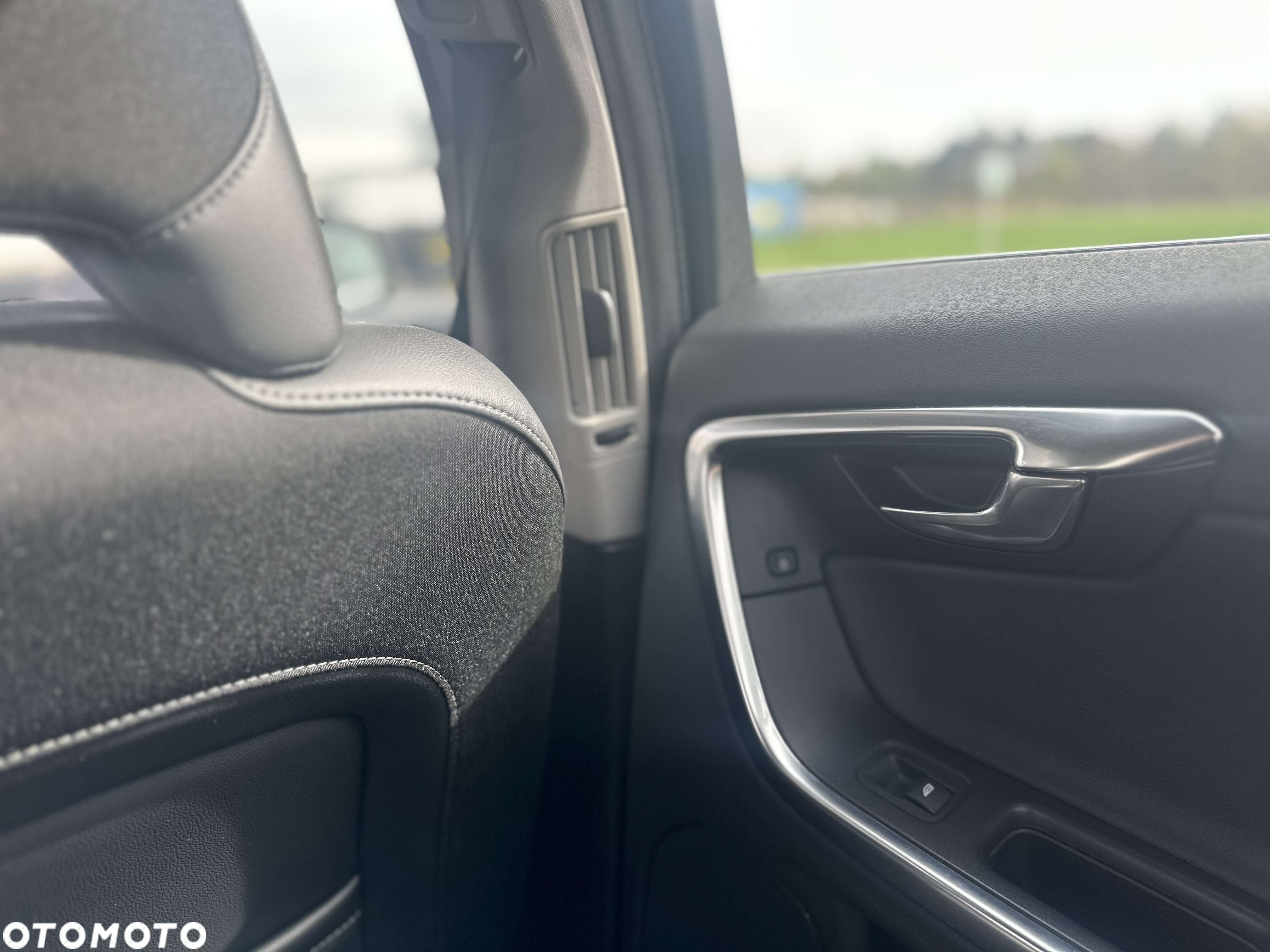 Volvo S60 - 19