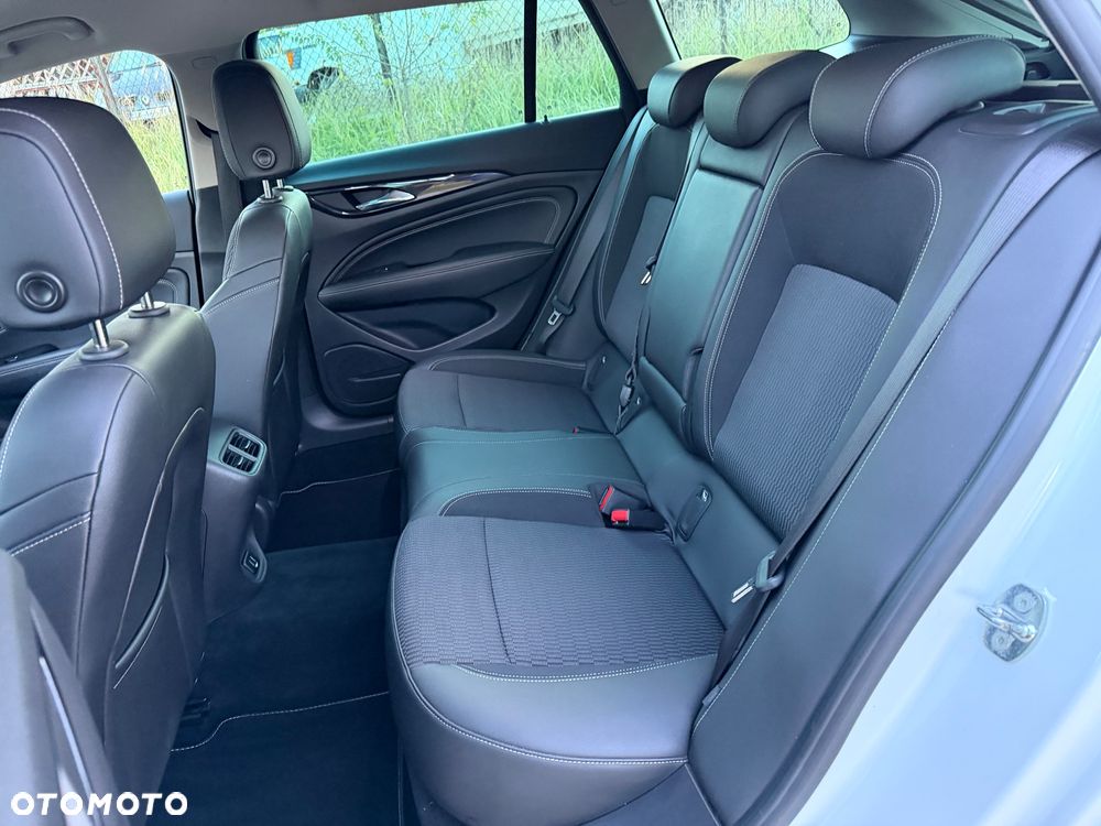 Opel Insignia Sports Tourer 1.5 Direct InjectionT Innovation - 24