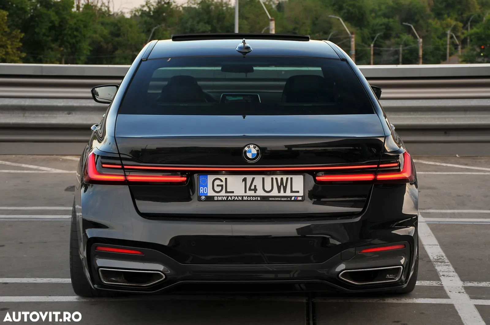 BMW Seria 7 745Le xDrive AT PHEV - 12