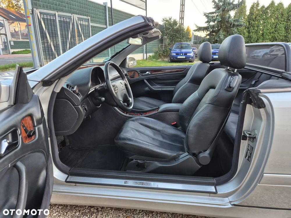 Mercedes-Benz CLK - 5