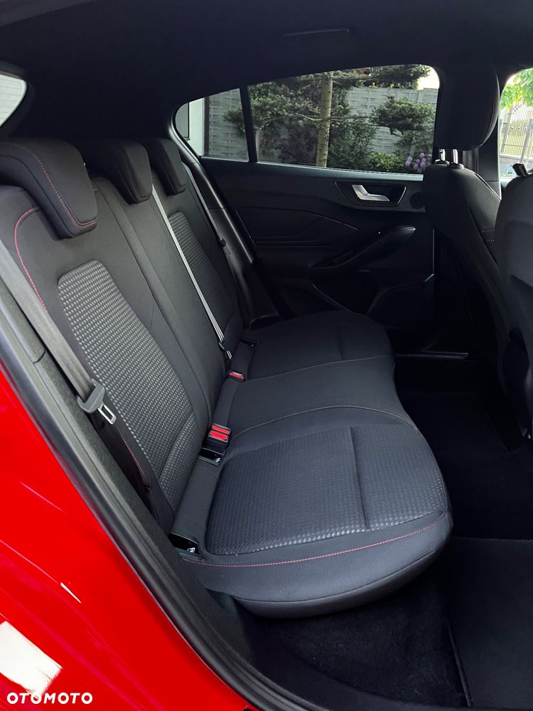 Ford Focus 2.0 TDCi ST-Line Red ASS - 19