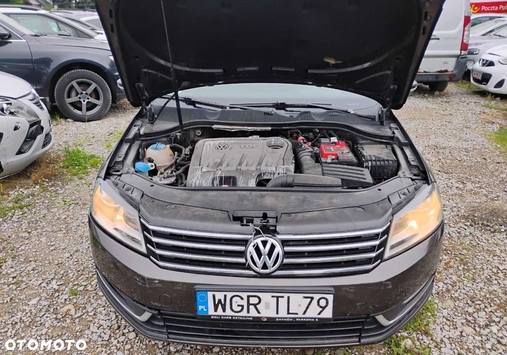 Volkswagen Passat - 6