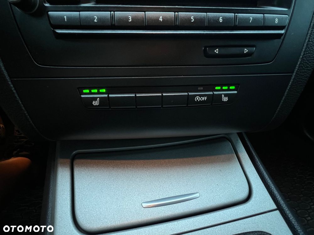 BMW Seria 1 - 23