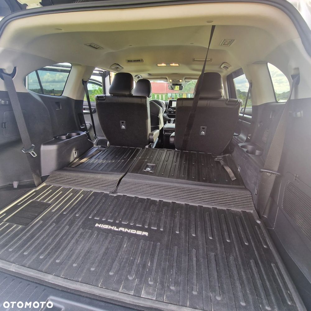 Toyota Highlander 2.5 Hybrid Comfort - 17