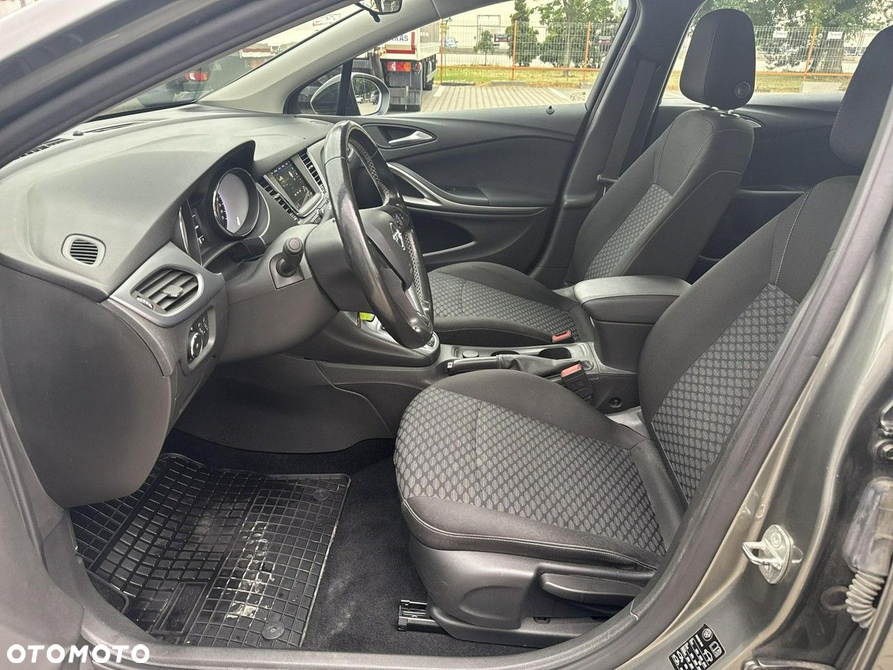 Opel Astra - 11