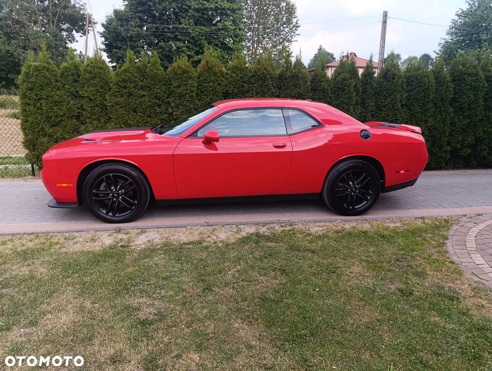 Dodge Challenger - 3