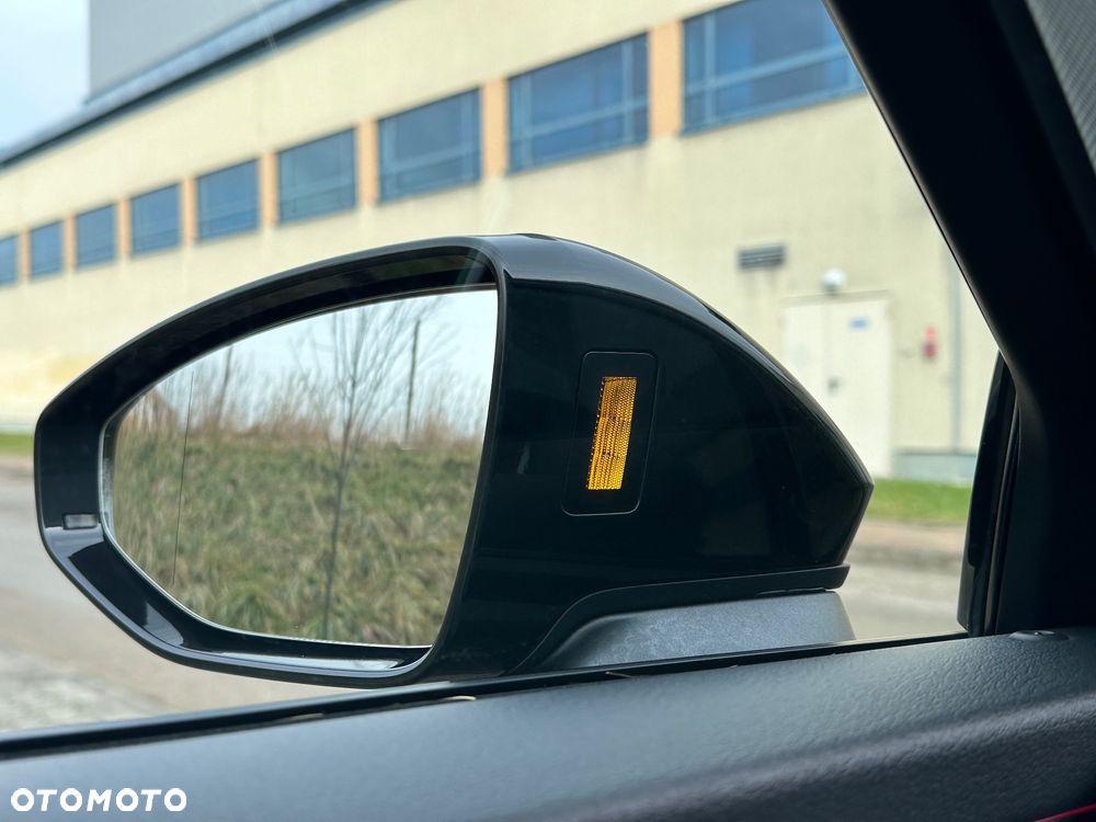 Audi A6 Avant 40 TDI mHEV Quattro Sport S tronic - 32