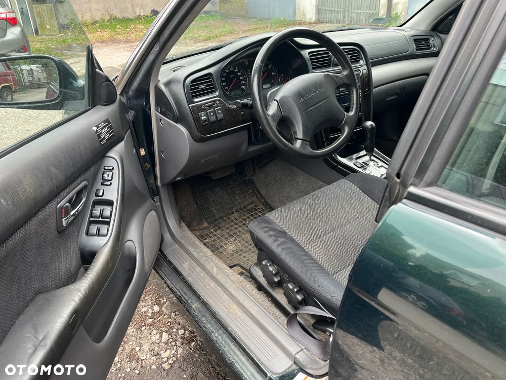 Subaru Legacy - 5