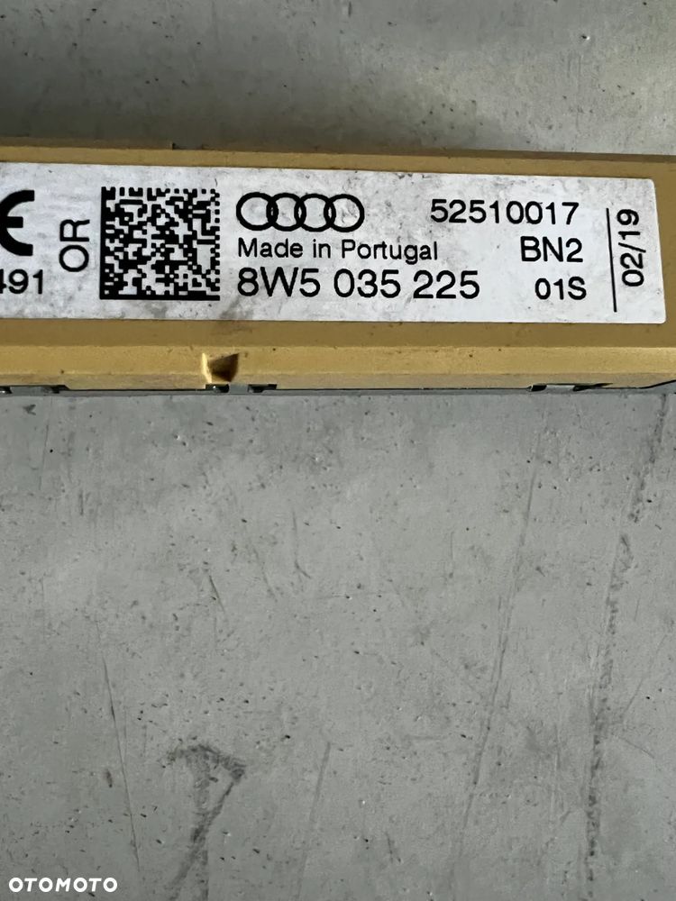 8W5035225 8W5035225D AUDI A4 B9 WZMACNIACZ ANTENY - 2