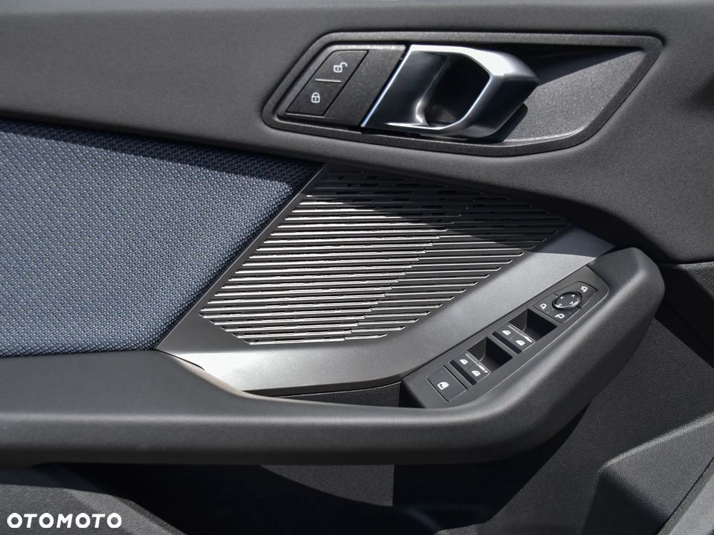 BMW Seria 2 216i - 18